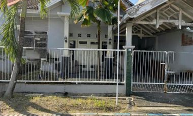 Rumah Rungkut Mapan Timur One Gate System dan CCTV Bebas Banjir