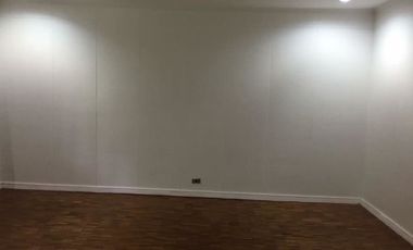 House for rent in Dasmariñas village