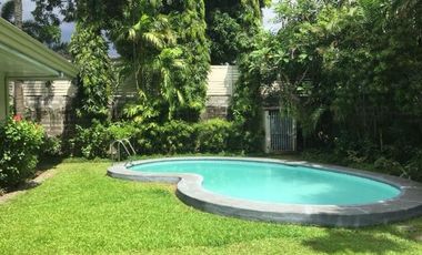 House for rent in Dasmariñas village