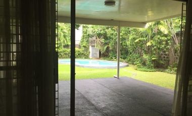 House for rent in Dasmariñas village