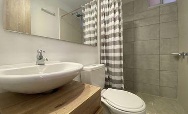 apartamento en arriendo en lagos de torca. Cod A1004418