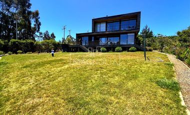 Casa en venta de 5 dorm. en Pichilemu