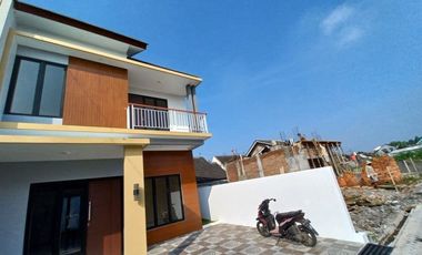 RUMAH 2 LANTAI HANYA 800 JUTAAN DEKAT TERMINAL GIWANGAN
