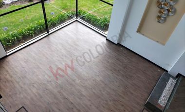 casa en arriendo/venta en la calera. Cod V8974712