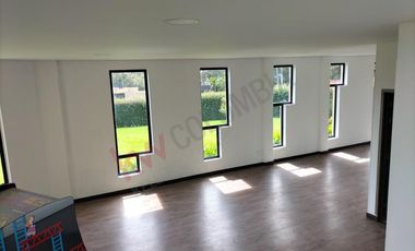 casa en arriendo/venta en la calera. Cod V8974712