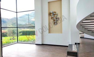 casa en arriendo/venta en la calera. Cod V8974712