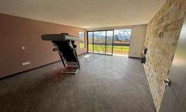 casa en arriendo/venta en la calera. Cod V8974712