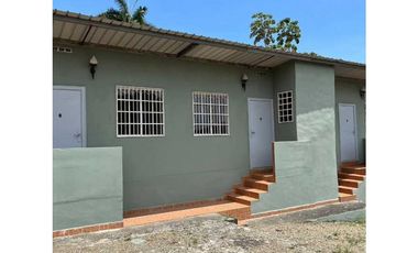 Se vende terreno con mejoras en Los pueblos llano bonito