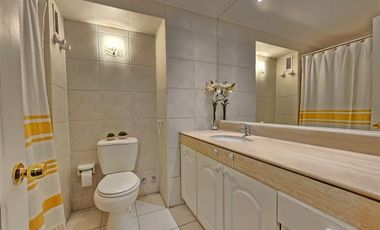 Departamento en venta de 4 dorm. en Las Condes