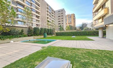 Departamento en venta de 4 dorm. en Las Condes