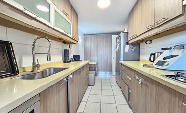 Departamento en venta de 4 dorm. en Las Condes