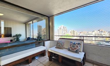 Departamento en venta de 4 dorm. en Las Condes