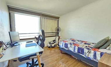 Departamento en venta de 4 dorm. en Las Condes