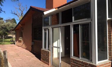 Casa en venta con pileta y amplio parque - San Miguel