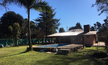 Casa en venta con pileta y amplio parque - San Miguel