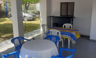 casa en arriendo en pradomar. Cod A104552