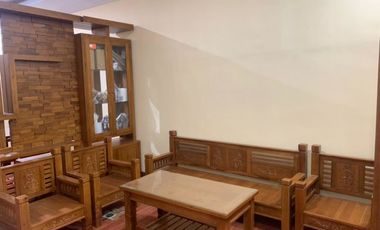 HUNIAN ASIK KLASIK DI JOGJA KAWASAN RAMAI TEPI JALAN VIEW MENAWAN