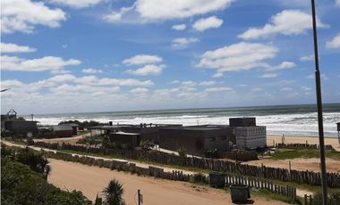 FRENTE AL MAR - PINAMAR - DEPARTAMENTO EN ALQUILER.