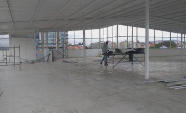 edificio en arriendo en toberin. Cod A50993