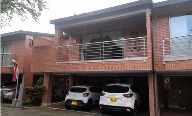 Casa en Arriendo en Envigado Sector Loma del Escobero