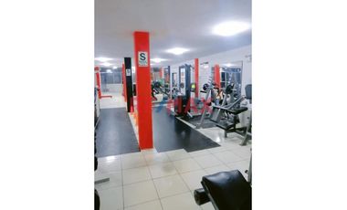 ✨ Oportunidad Única para Inversionistas y Emprendedores en Piura ✨

📍Ubicación Privilegiada: Av. Grau 1988 - Corazón comercial de Piura.

🏗️ Espac