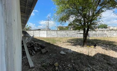 Via costa se vende o alquila bodega de 2043 m2 (sector industrial)