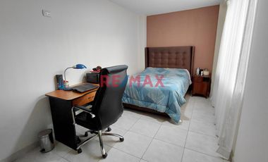 Casa En Venta En Ingenieria Ii Cerca A La Upao