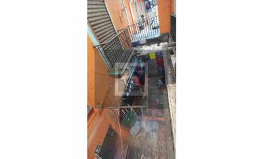 Localito en pasaje bazar Enriquez, Xalapa. Venta.