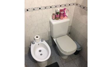 PH EN VENTA EN CASTELAR IMPECABLE!!!