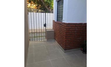 PH EN VENTA EN CASTELAR IMPECABLE!!!