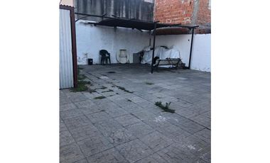 PH EN VENTA EN CASTELAR IMPECABLE!!!