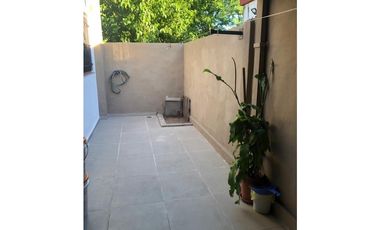 PH EN VENTA EN CASTELAR IMPECABLE!!!