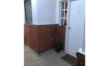 PH EN VENTA EN CASTELAR IMPECABLE!!!