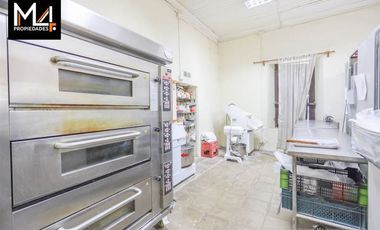 Casa comercial