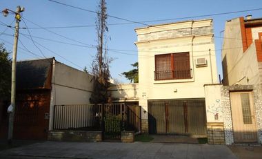 Casa 4 amb, jardin y quincho