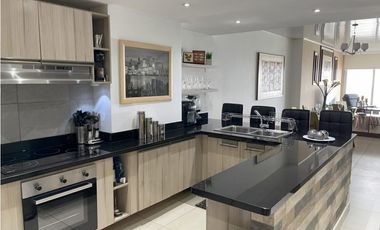 SE VENDE APARTAMENTO AMOBLADO EN AV. BALBOA JG