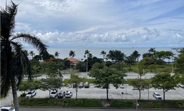 SE VENDE APARTAMENTO AMOBLADO EN AV. BALBOA JG