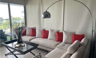 SE VENDE APARTAMENTO AMOBLADO EN AV. BALBOA JG