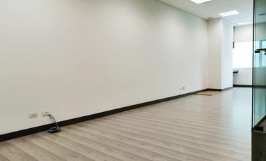 PR8210 Arriendo de oficina en el sector Ciudad del Rio