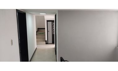CASA VENTA PERMUTA, ESTADIO MEDELLN, CERCA ESTACION FLORESTA