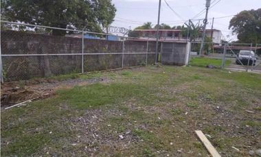 Se Alquila Local en Juan Díaz $1000
