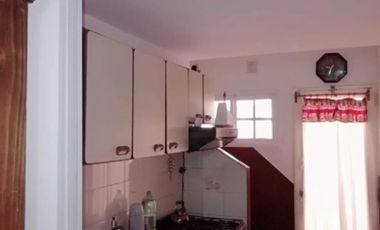 Duplex de dos ambientes con patio en venta - Suipacha 1100 Ramos Mejía