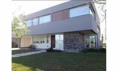 Excelente Casa de 6 Ambientes, Country &ampquotTERRAVISTA"