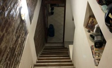 VENDO CASA SOBRE LA COSTA DEL RIO EN AVD ESTRADA