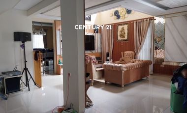 Rumah Bagus Furnish 2 Lantai Di Podomoro Karawang
