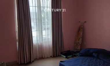 Rumah Bagus Furnish 2 Lantai Di Podomoro Karawang