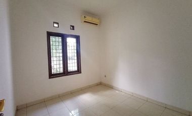 Di Sewakan Rumah Siap Huni 3 Kamar di Batununggal Bandung