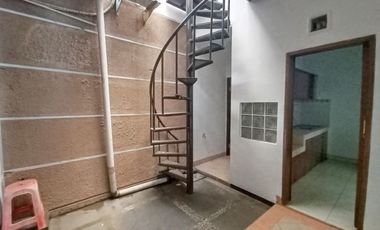 Di Sewakan Rumah Siap Huni 3 Kamar di Batununggal Bandung
