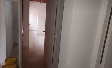 RENTAMOS CASA  DOS NIVELES  LA ESTRELLA - ANTIOQUIA