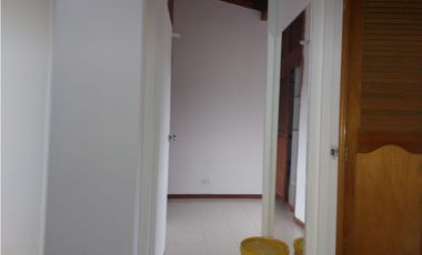 RENTAMOS CASA  DOS NIVELES  LA ESTRELLA - ANTIOQUIA